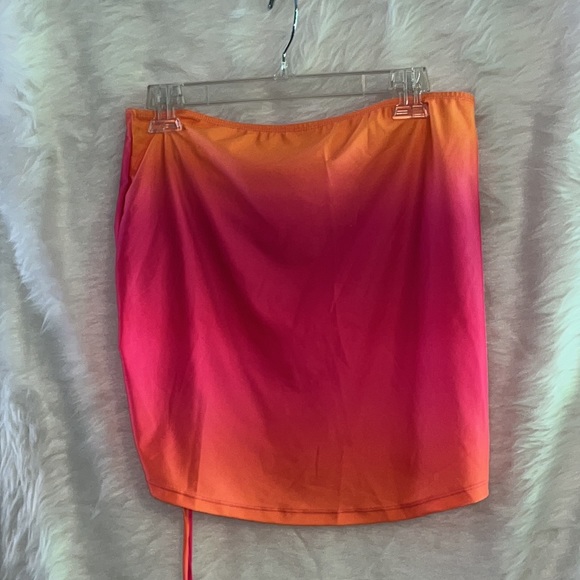 New York & Company Ruched Bathing Swimming Suit Cover Up Skirt Sarong Swimwear - Picture 3 of 5